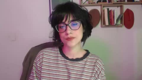 susana_w online show from 12/18/25, 10:38