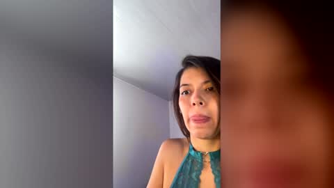 Susana online show from 05/11/26, 04:04