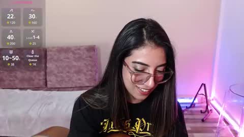 Susana hendrix    online show from 02/10/26, 07:18