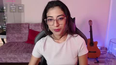 Susana hendrix    online show from 04/16/26, 06:19