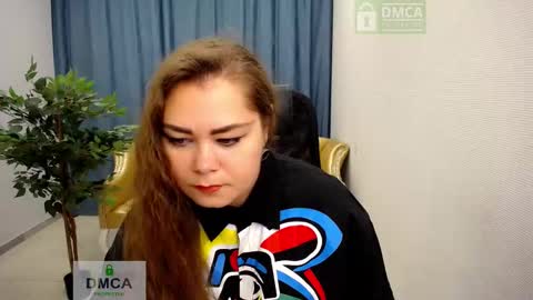 Susanna online show from 11/28/25, 06:27