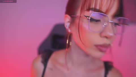  Sus Moore  online show from 08/05/26, 03:31