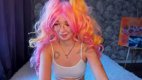Snapshot of susannjohnson chatting on 06/27/26, 12:37 susannjohnson online show from 06/27/26, 12:37