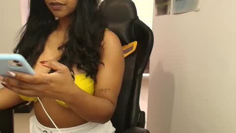 Susan Rhodes online show from 12/14/25, 12:32