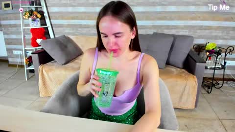 susansmitt online show from 10/11/25, 07:01