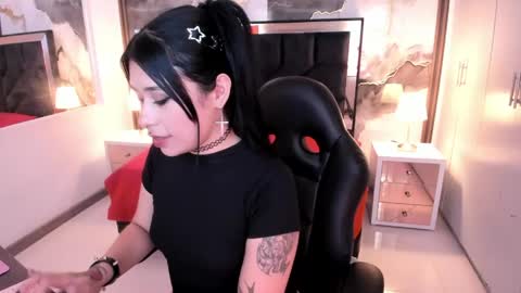 Snapshot of susanvilla chatting on 05/20/26, 07:42 susanvilla online show from 05/20/26, 07:42