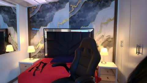 susanvilla online show from 07/10/26, 08:22