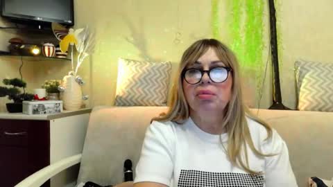 SusiexNoreen online show from 03/01/26, 03:47