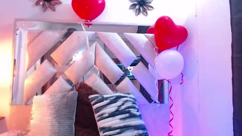 Snapshot of sussana_wild chatting on 02/15/26, 12:47 Sussana online show from 02/15/26, 12:47