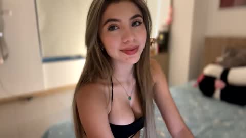  Susy  online show from 12/17/24, 10:43