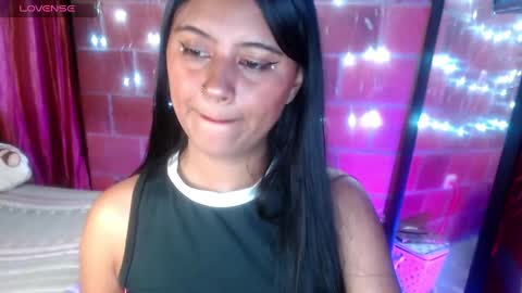 susy online show from 02/08/25, 01:22