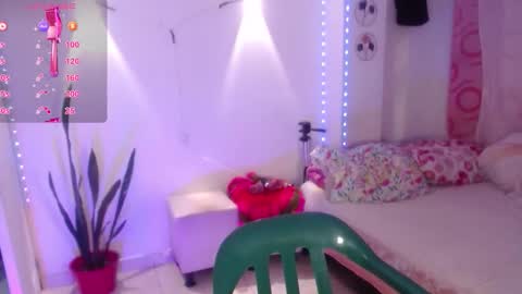 susy online show from 12/15/25, 01:43