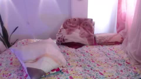 Snapshot of sussy_222 chatting on 03/21/26, 06:33 susy online show from 03/21/26, 06:33
