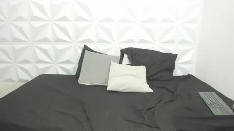 Sussy online show from 01/13/26, 11:21