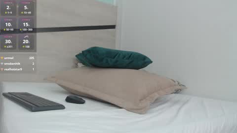 Snapshot of sussy_leon chatting on 03/10/25, 04:14 sussy leon online show from 03/10/25, 04:14