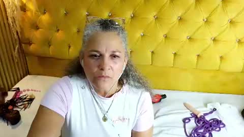 Sussy  online show from 07/01/26, 09:33