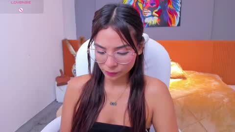 sussy_sweet4u online show from 02/25/25, 04:00