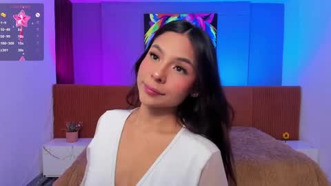 sussy_sweet4u online show from 05/18/26, 10:54