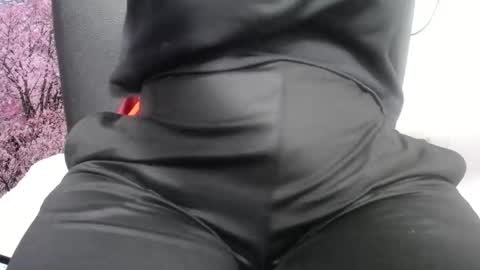 susy_perverttt online show from 04/16/26, 02:07