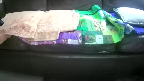 Otto online show from 12/04/25, 01:59