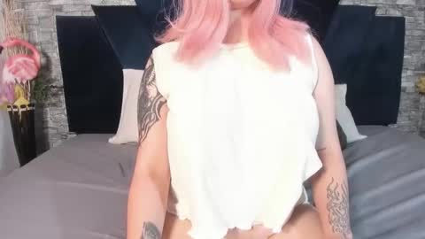 suxan_white online show from 03/12/26, 08:48