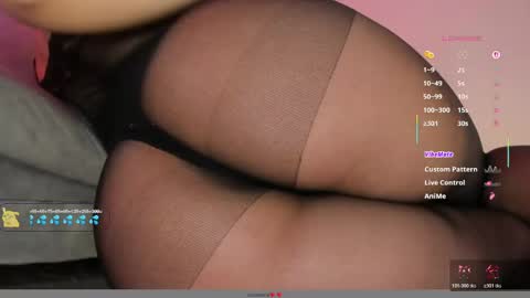 Snapshot of suzanana chatting on 05/08/26, 02:11 suzanana online show from 05/08/26, 02:11