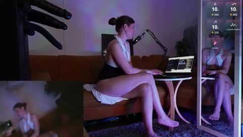 suzannexxxxxx online show from 03/22/26, 12:25