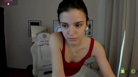 Suzy  next stream  Thursday Friday Saturday online show from 02/04/25, 08:35