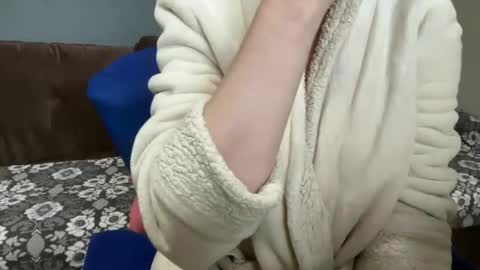 Snapshot of suzysummerrrrrrrrr chatting on 09/26/25, 09:57 The real sugar baby Suzy Summer online show from 09/26/25, 09:57