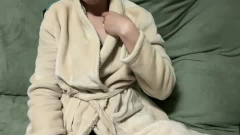 Snapshot of suzysummerrrrrrrrr chatting on 10/07/25, 08:33 The real sugar baby Suzy Summer online show from 10/07/25, 08:33