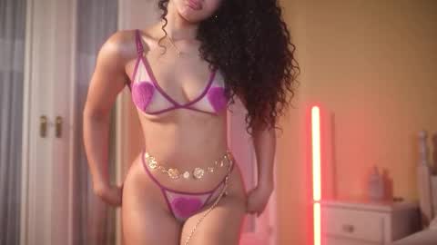 suzysuza online show from 09/22/25, 03:14