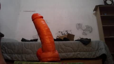 Snapshot of sven_mann chatting on 09/28/25, 01:49 Mauro online show from 09/28/25, 01:49