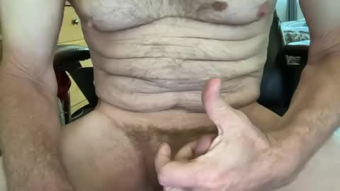 Snapshot of svscruz831 chatting on 04/20/26, 05:26 VersDad55 online show from 04/20/26, 05:26