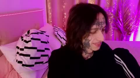 Eric online show from 03/25/26, 04:02