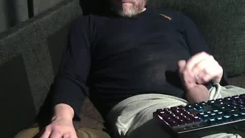 Snapshot of swartarn chatting on 12/11/24, 08:50 ArnSwart online show from 12/11/24, 08:50