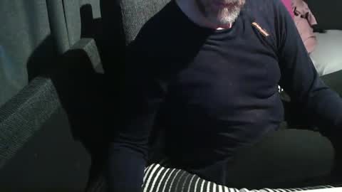 Snapshot of swartarn chatting on 09/19/25, 07:14 ArnSwart online show from 09/19/25, 07:14