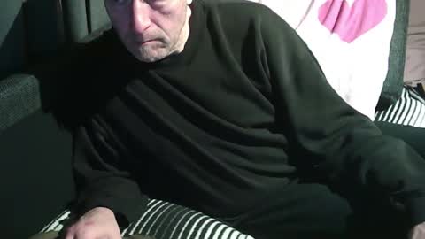 Snapshot of swartarn chatting on 09/25/25, 07:06 ArnSwart online show from 09/25/25, 07:06