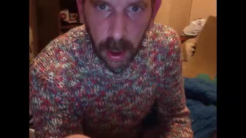 Snapshot of sweaterboy666 chatting on 01/31/25, 01:11 sweaterboy666 online show from 01/31/25, 01:11