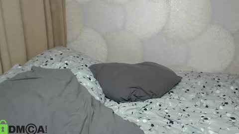 SweeeetDiaana online show from 02/18/25, 09:42