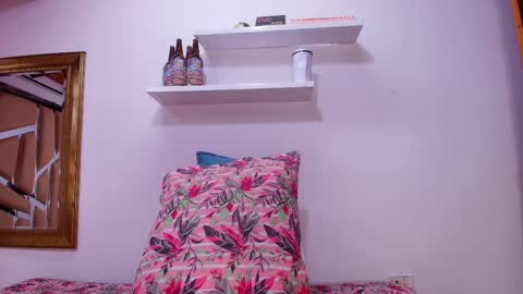 Debora  online show from 09/30/25, 11:59