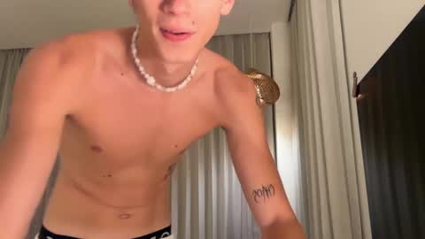 Sammy online show from 06/03/26, 02:33