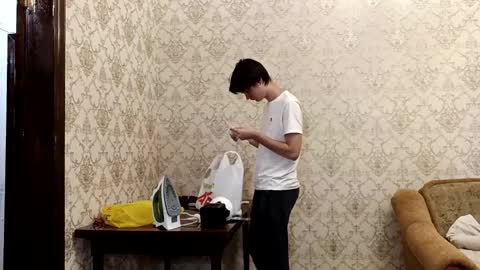 Snapshot of sweet6boy9 chatting on 09/09/25, 02:27 Sweet boy online show from 09/09/25, 02:27