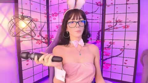 Snapshot of sweet_1angel chatting on 05/25/26, 03:45 Sweet 1Angel online show from 05/25/26, 03:45