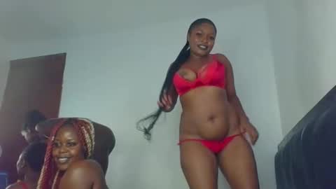 Snapshot of sweet_22ass chatting on 12/16/25, 10:09 sweet_22ass online show from 12/16/25, 10:09