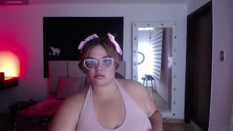 sweet__cat__ online show from 03/26/26, 07:30