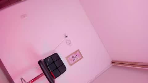 Cell Me Andrea online show from 12/16/25, 12:04