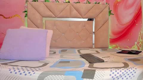 sweet__luna__ online show from 02/25/26, 11:09