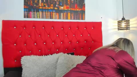 Carolina online show from 02/19/26, 03:41