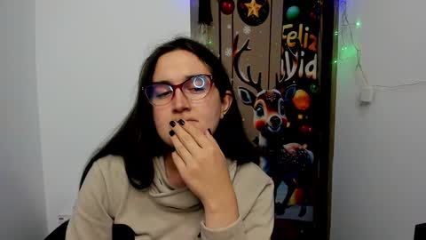 sweet__suck69bitch online show from 12/19/24, 05:51