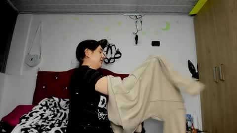 sweet__suck69bitch online show from 01/06/25, 01:20